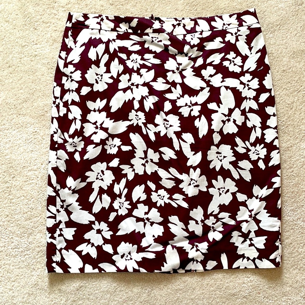 Loft Burgundy and White floral pencil skirt